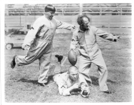 THE THREE STOOGES - 376B - Football